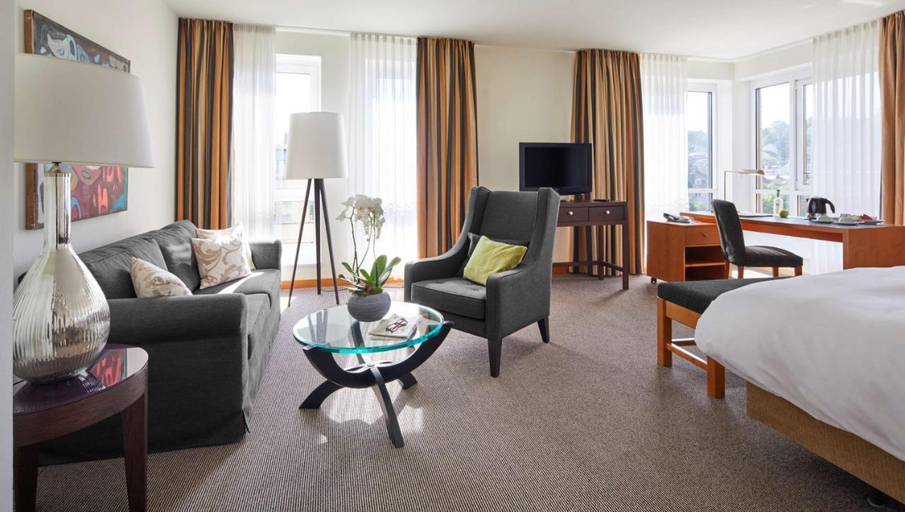 พาร์คโฮเทล ฟอร์ซไฮม์ Hotel ภายนอก รูปภาพ