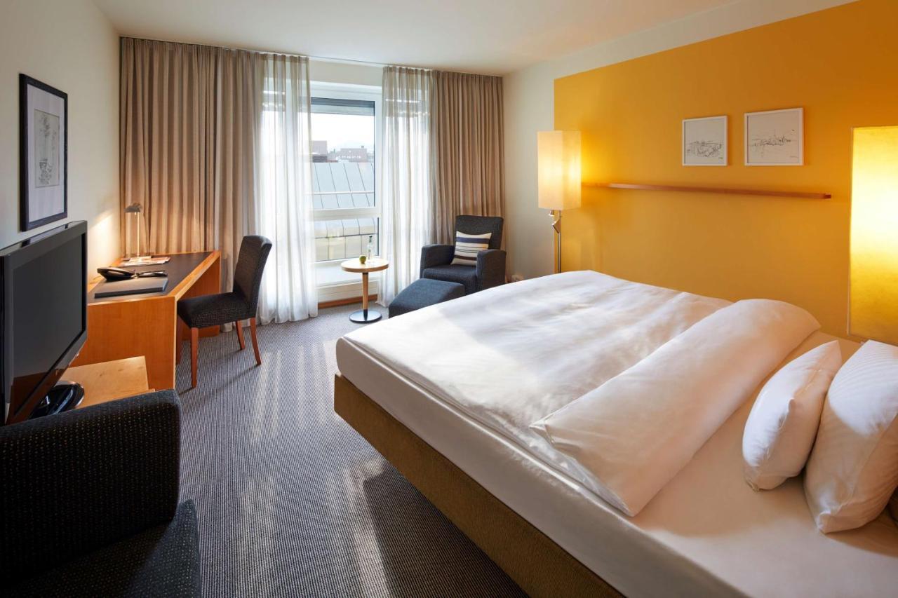 พาร์คโฮเทล ฟอร์ซไฮม์ Hotel ภายนอก รูปภาพ