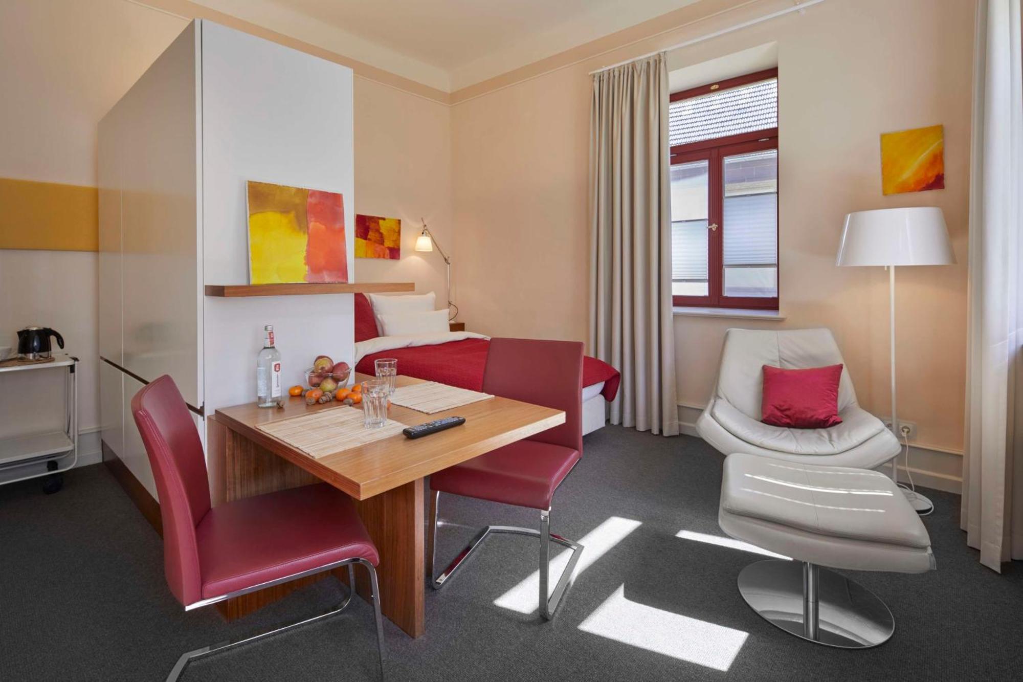 พาร์คโฮเทล ฟอร์ซไฮม์ Hotel ภายนอก รูปภาพ